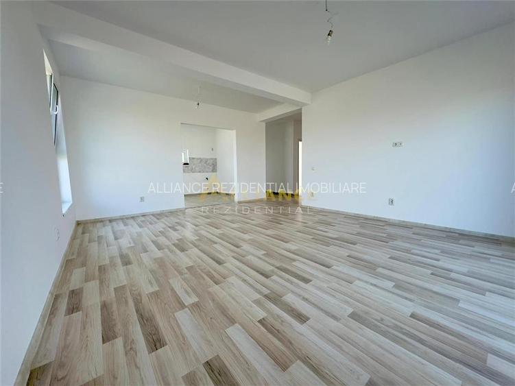 De vanzare casa pe parter - 3 camere, 2 bai, teren 376 mp - 5