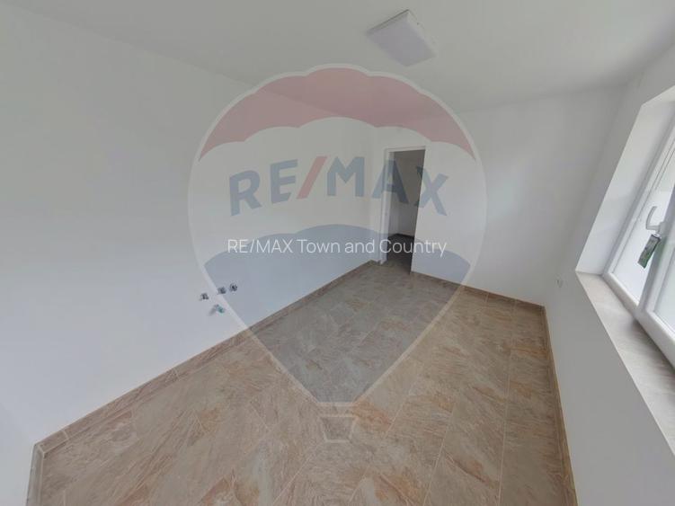 Casa / Vila cu 3 camere de vanzare in zona Central - 4