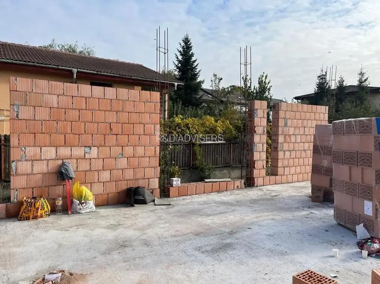 Casa in constructie pe teren mare, autorizatie valabila, Otopeni-9 Mai - 2
