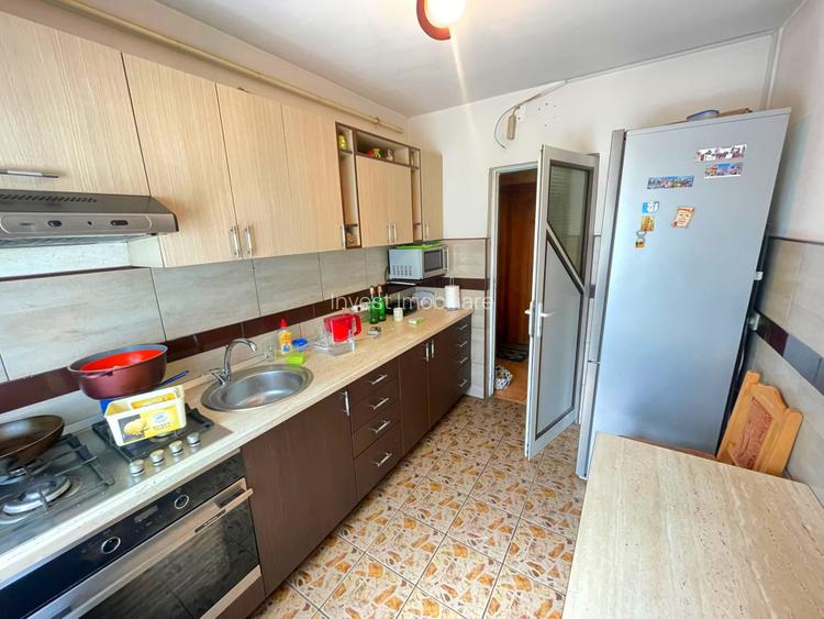 Apartament 2 camere-Podu Ros-Cantemir-etaj 1 - 3