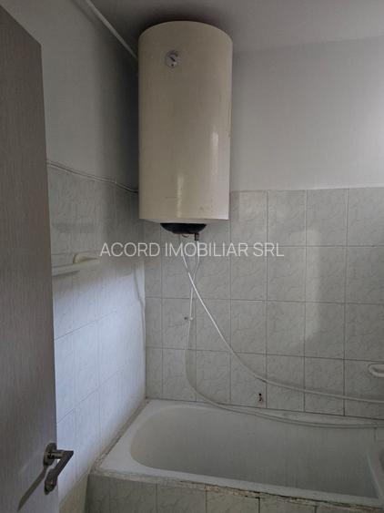 Doua camere in zona sediu politie. - 10