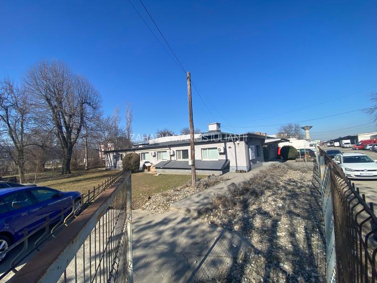 Hala 1600 mp si teren 4000 mp de vanzare,  BACAU, Str. Constantei(Alexei Tolstoi - 8