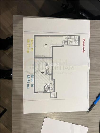 SPATII BIROURI - ZONA P-TA UNIRII - 8