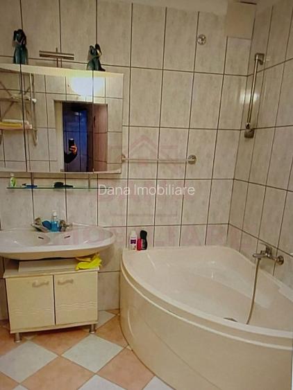 CASĂ P+E, 360 MP, 5 CAMERE\ OȚELU-ROȘU\ZONA GAI - 12