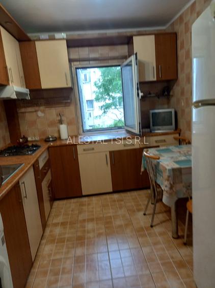 2 camere Vacaresti Pridvorului parc Lumea copiilor - loc de parcare - 21