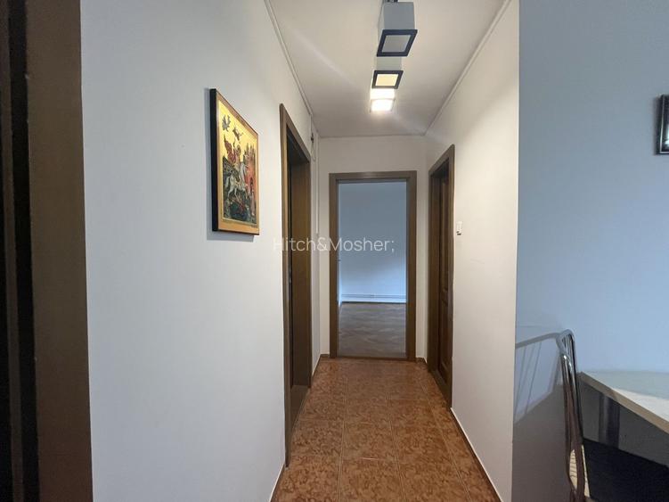 De închiriat apartament modern – Zona Medicină - 14