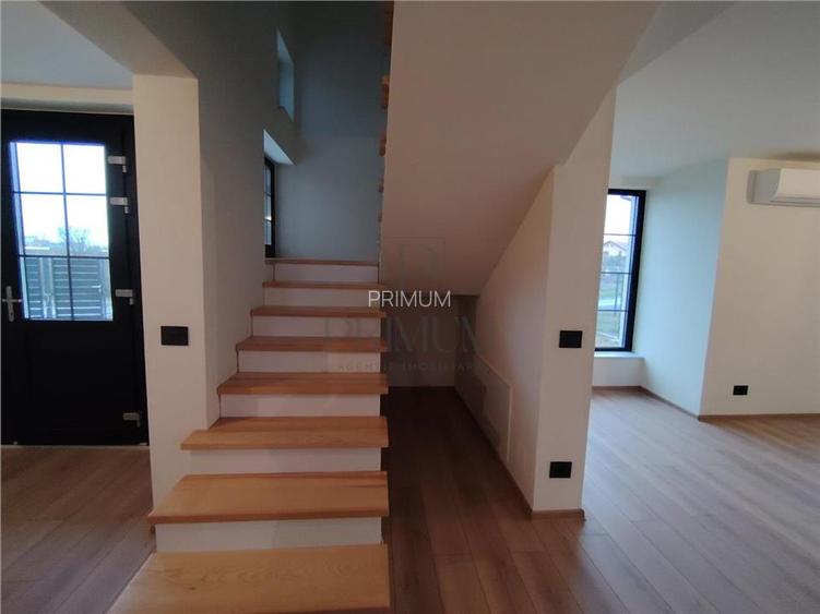 Duplex proiect deosebit - semimobilat  - suprafete foarte generoase - zona foart - 7