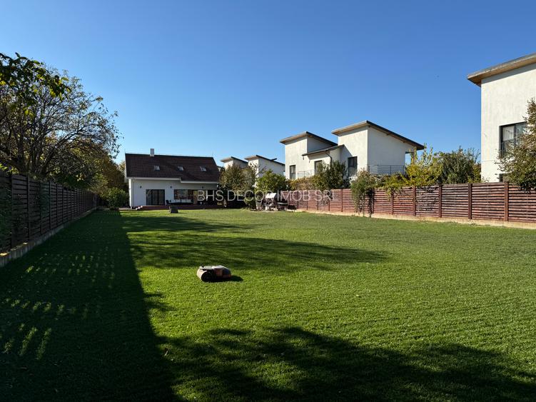 Tunari, Str. Campului, Casa tip Vila, 5 Camere, Teren 1900 mp - 33