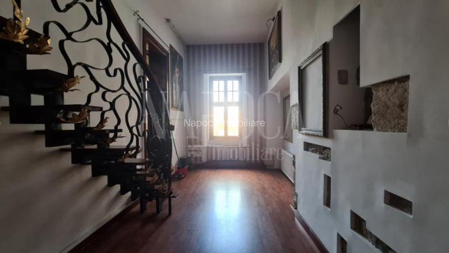 Apartament 4 camere de vanzare in Centru, Cluj Napoca - 2