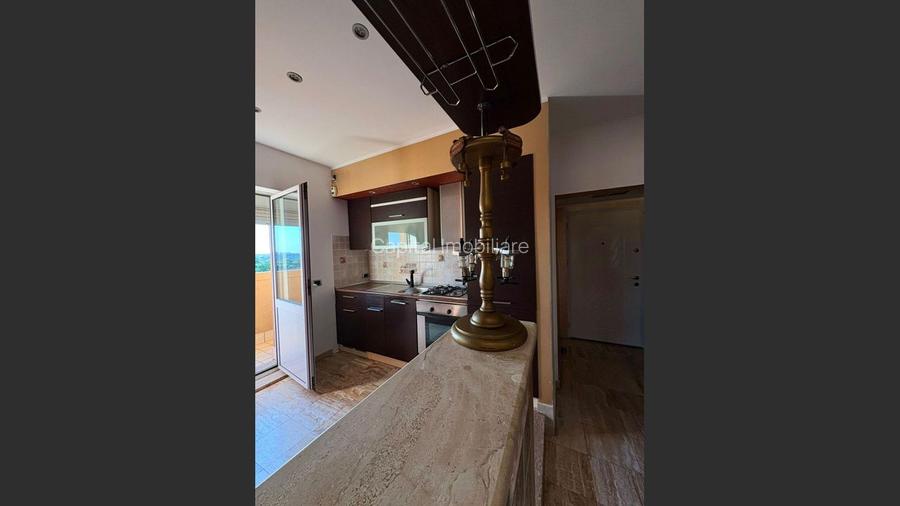 Decomandat 3 camere, 59 mp + terasă 36 mp – 68.000 € negociabil! - 3