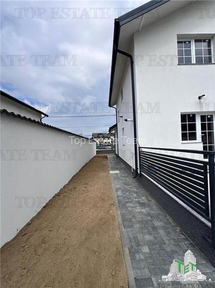 Vila moderna individuala pe stil Venetian cu 4 camere , 2 bai, Living open space - 11