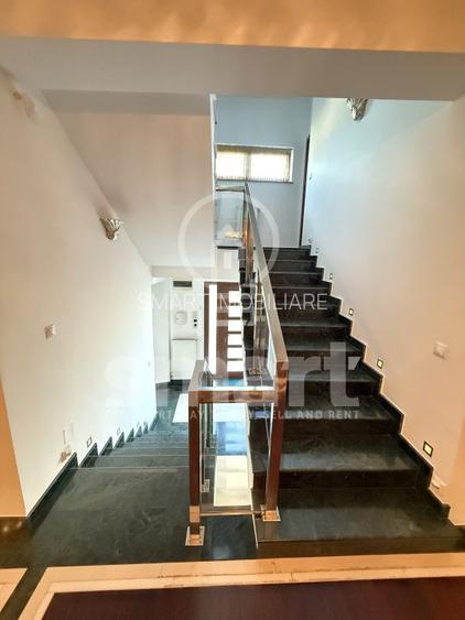 Casa cu 2 unitati locative  - 16