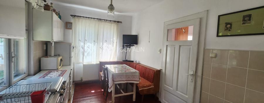 Casa S+P+pod, situata in Str. Vanatori nr.66 in Rasnov, 4 camere, teren 500 mp - 10