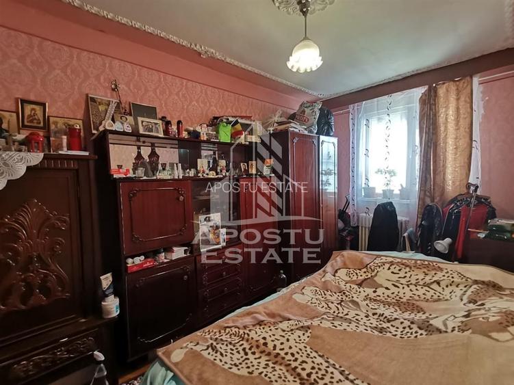 Apartament 2 camere Complexul Studentesc etaj 4 - 3