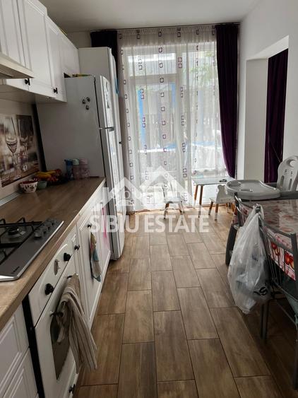 Apartament 3 camere cu grădină 100 mp.  loc de parcare-Calea Cisnadiei - 3