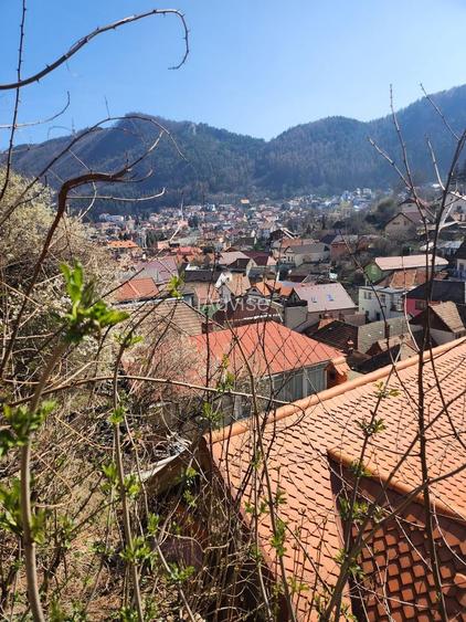 CASA CU TEREN IN Cartierul Schei - 6