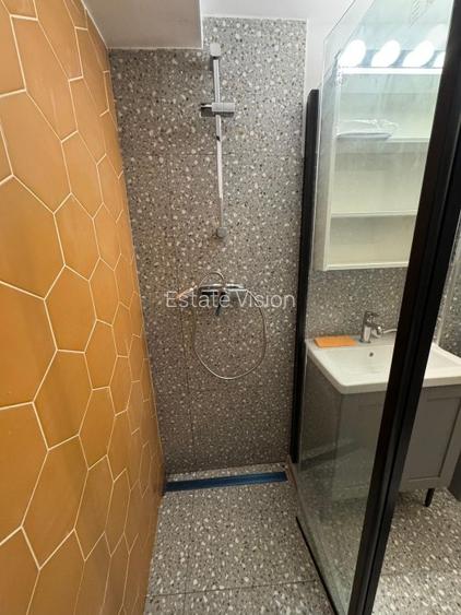 Apartament recent renovat, 2 camere, balcon mare, Piata Natiunile Unite - 11