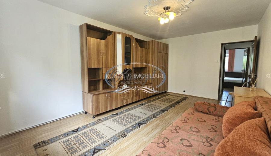 Apartament decomandat, la etajul 1 - 3