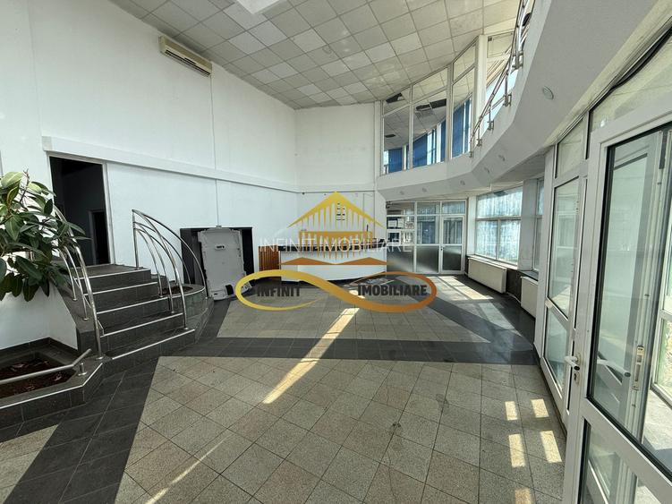 Spatiu comercial/birouri situat pe str. Stefan cel Mare - DE INCHIRIAT - 2