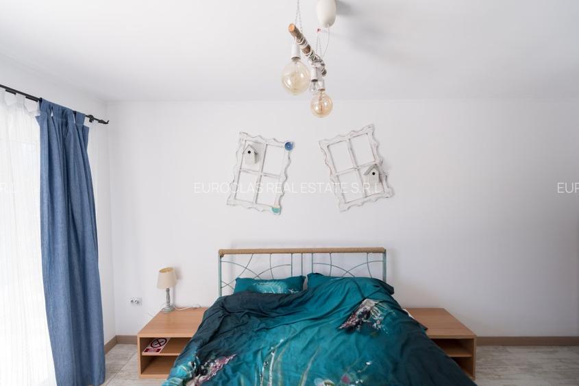 Exclusiv! Pensiune 6 camere - Vama Veche - Centru - 239.000 euro  (Cod E8) - 57