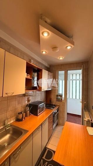 De închirat: ap. 2 Cam- metrou Orizont - 5 min-  AFI mall - 5