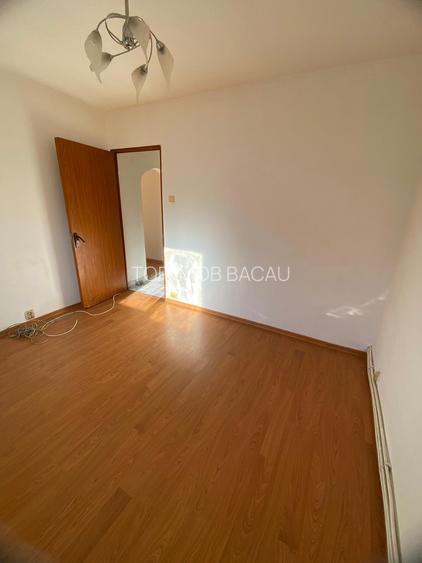 2 CAMERE la etajul 3 cu centrala Logofat Tautu - 3