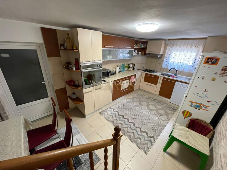 Casă, zona parcul Municipal “Regele Mihai I” - 10