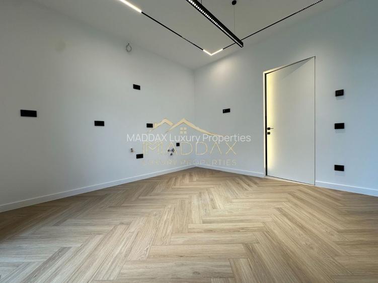 Vila individuala *432mp* + curte // 6 locuri Parcare / Pipera-Tunari - 27