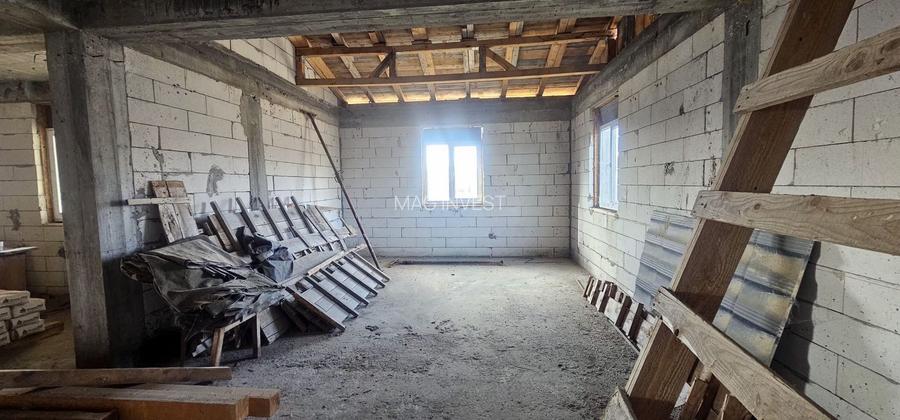 Casa la rosu Bariera Traian, teren 896 mp, 175.000 EUR - 12