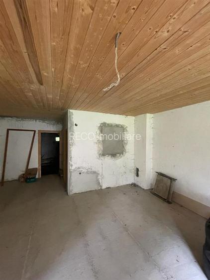 Reco Casa cu teren in Boga - 9