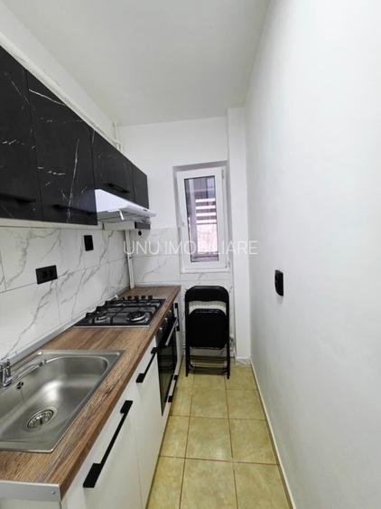 Etaj 2-Gradinari-Iulius Mall-1 Camera Decomandat-bloc 78' - 10