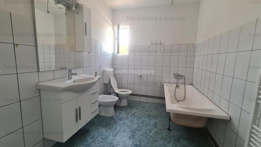 Proprietate in Cristian cu trei constructii+o fundatie,450000euro - 27