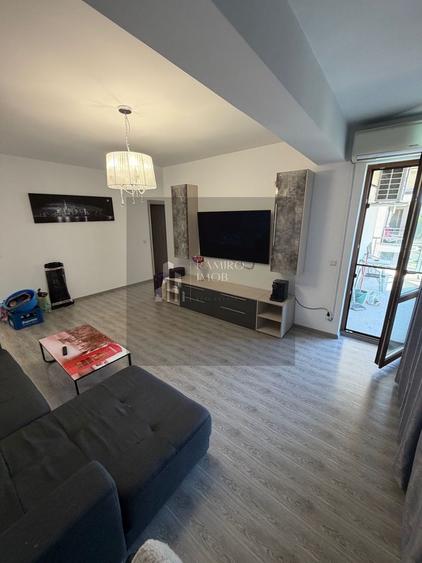 Apartament 3 camere Metalurgiei / Cartierul Solar