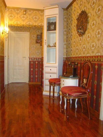Apartament -3 camere -decomandat-Zona Unirii