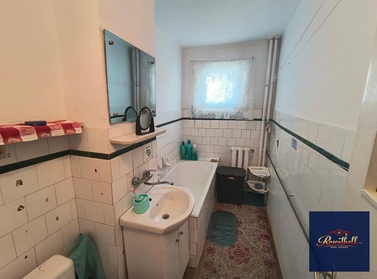 Apartament 2 camere D etj 3 bloc turn Bd.M.Eminescu 49_IJPolitie