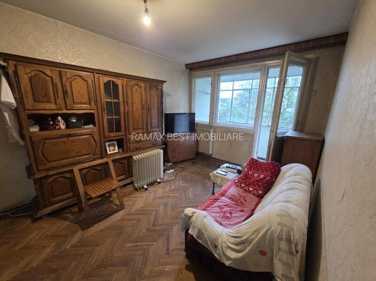 Piata Muncii, 5 minute metrou, chiar pe Basarabia, stradal, vedere spate - 12