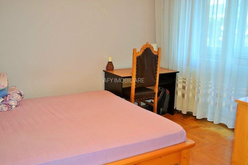De vanzare Apartament 4 camere, ULTRACENTRAL,Piata Victoriei, sector 1 - 2