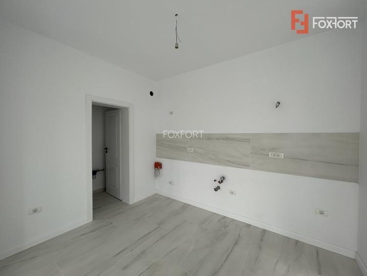 Duplex deosebit cu 5 camere in Ghiroda  - 11