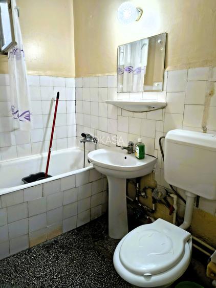 Vanzare Apartament 2 camere, Resita, etajul 1, liniște și acces facil - 22
