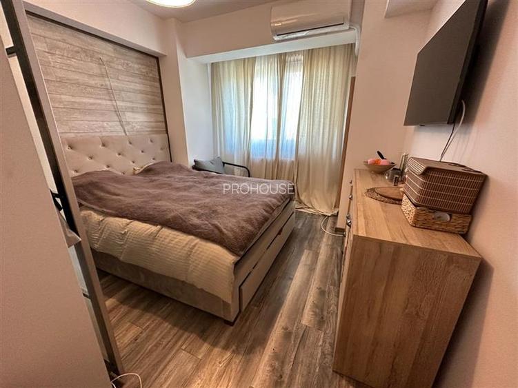 Ultracentral, Bloc Nou, Etaj 1. - 5