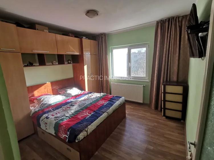Apartament cu 3 camere in Piata Centrala - 3