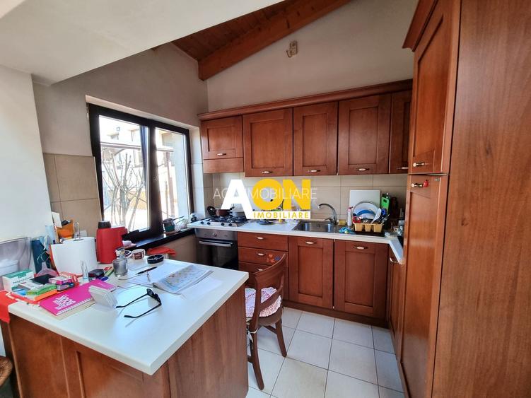 Casa de vanzare 5 camere, 980 teren, zona Piata Cetate - 15