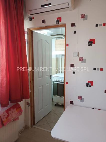 Dristor, garsoniera, 6 minute metrou, mobilat, utilat, renovata recent - 16