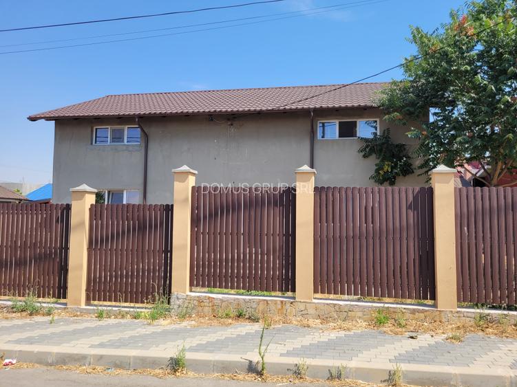 Oras Techirghiol – doua case tip duplex – aproape de centru - 2