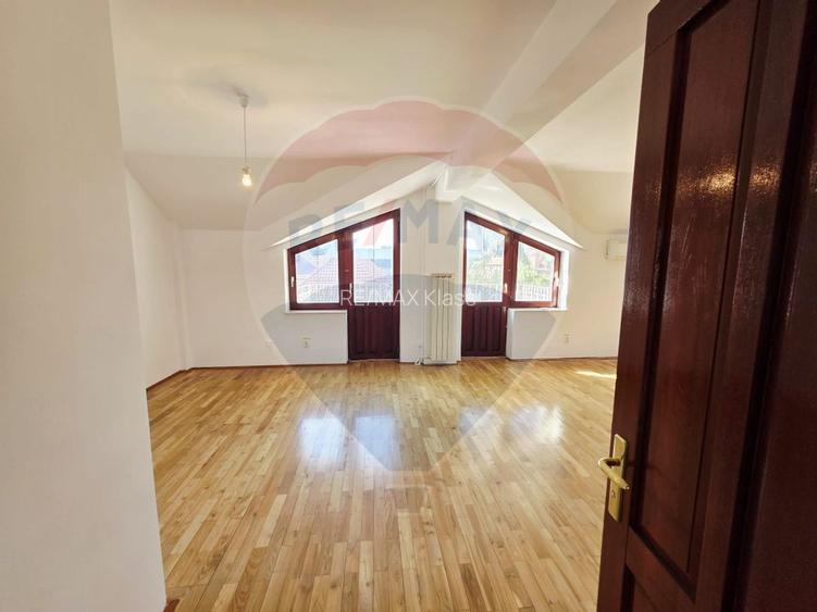 Vilă reprezentativa pentru activitati comerciale | 8 camere | D+P+1+M - 7