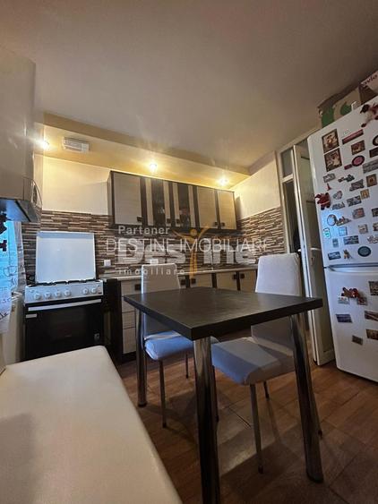 13 Septembrie-Sebastian | 4 camere | 97mp | dec | et 8 | parcare | 165.000 euro - 6
