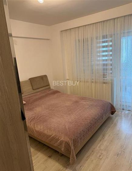 SEBASTIAN PARC, MOTOC, 76 MP ETAJ 7/8 RENOVAT RECENT, BLOC 2001 - 5