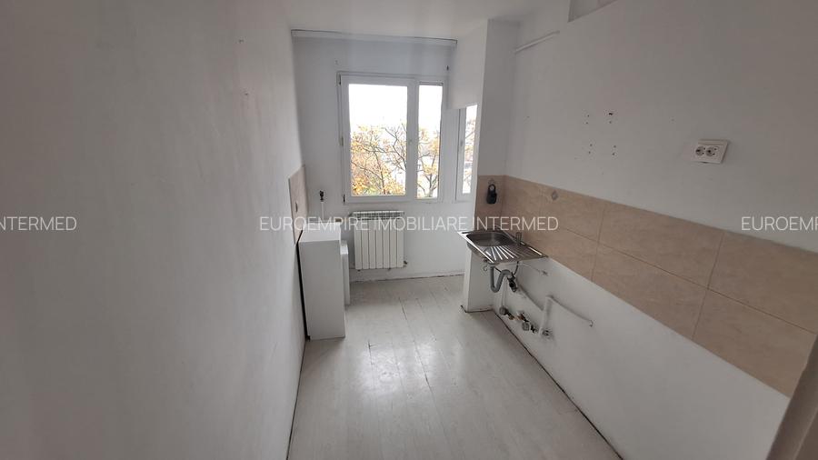Apartament de vanzare in Constanta, Gara - 2 camere - 9