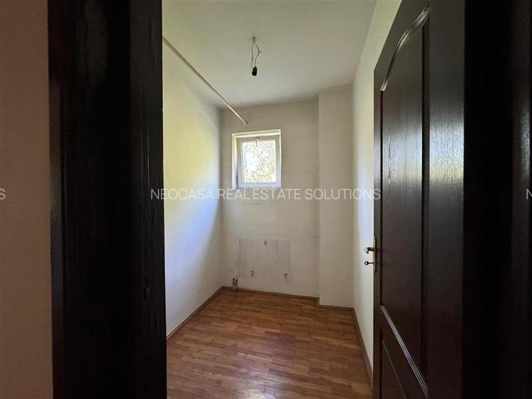 Vila Iancu Nicolae // 450 mp utili // 841 mp teren // Necesita renovare - 27