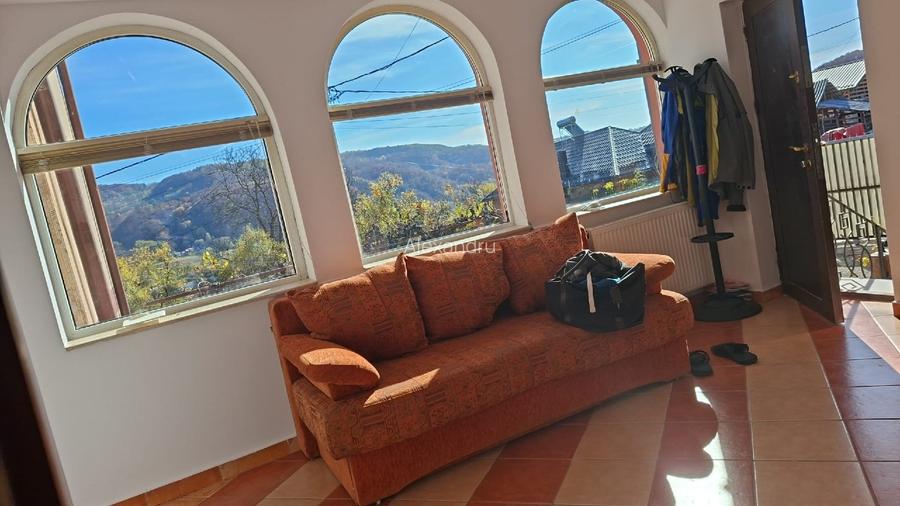 Proprietar vila Câmpulung Muscel str Dracesti 34 colt str Plaiesi - 4